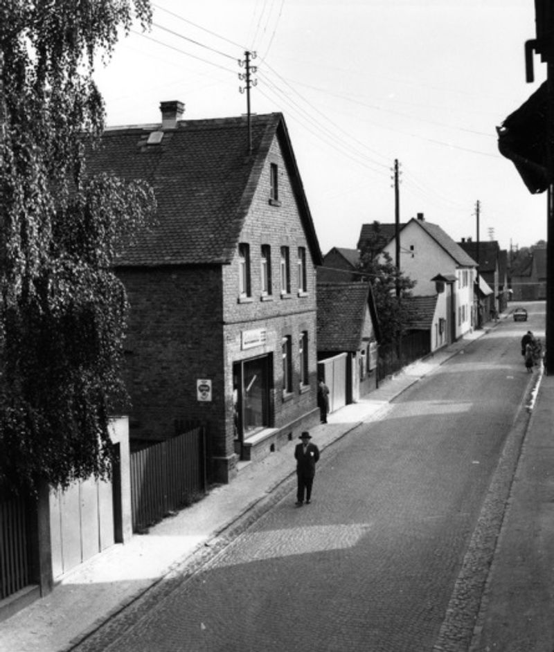 In der Bahnstraße, Hofheim-Marxheim, stefan moses 1956